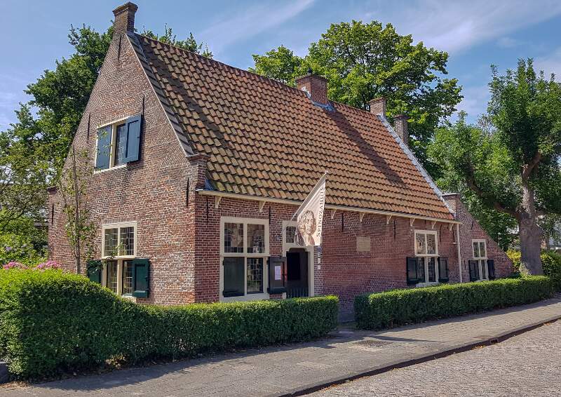 Het Spinozahuis